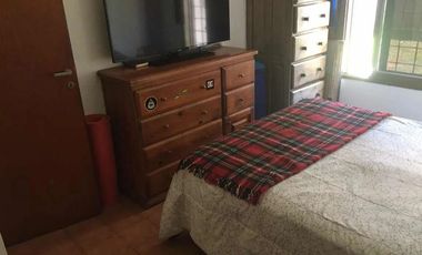 Casa en venta - 1 dormitorio 1 baño - cochera - 110 mts2 - La Plata