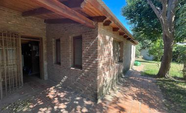 Casa en Funes - 1 dormitorio - Fin de semana - pileta
