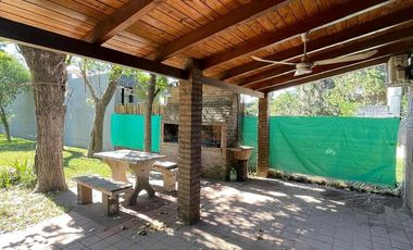 Casa en Funes - 1 dormitorio - Fin de semana - pileta