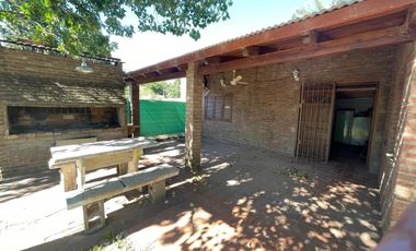 Casa en Funes - 1 dormitorio - Fin de semana - pileta