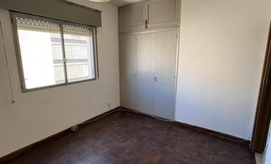 Departamento dos dormitorios en venta en colon esq.  general paz