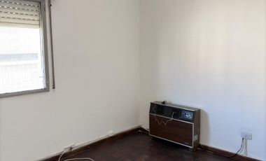 Departamento dos dormitorios en venta en colon esq.  general paz