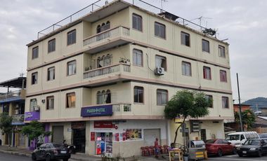 Venta de Edificio Esquinero de Oportunidad, Av. Portete (LC).