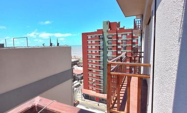 DPTO 2 AMBIENTES, EXCELENTE UBICACION!! VISTA PARCIAL AL MAR!!