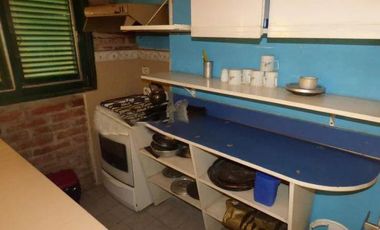 Casa en venta - 2 dormitorios 2 baños - Cochera - 250mts2 - San Carlos, La Plata