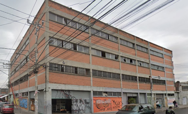 PANTITLAN  EDIFICIO COMERCIAL  RENTA  IZTACALCO  CDMX.