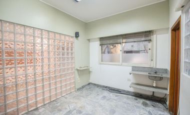 Departamento en venta - 4 dormitorios 3 baños - 120mts2 totales - La Plata