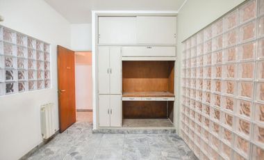 Departamento en venta - 4 dormitorios 3 baños - 120mts2 totales - La Plata