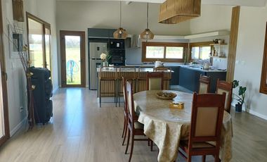 Casa en venta - 3 Dormitorios 2 Baños - 600Mts2 - Mar del Plata