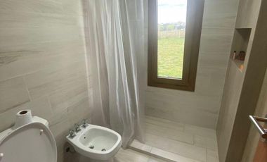 Casa en venta - 3 Dormitorios 2 Baños - 600Mts2 - Mar del Plata