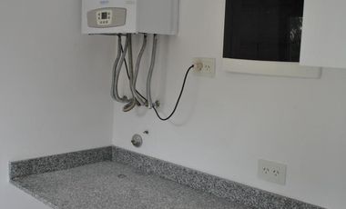 NEV. Hermosa casa interna con excelente orientacion en El Canton - Norte