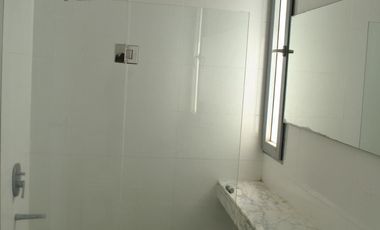 NEV. Hermosa casa interna con excelente orientacion en El Canton - Norte