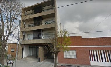 Departamento en venta - 2 dormitorios 1 baño - Cochera -70mts2 - La Plata