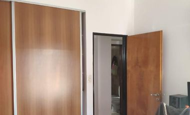 Departamento en venta - 2 dormitorios 1 baño - Cochera -70mts2 - La Plata