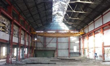 Galpón frente al puerto en venta - 3340mts2 - Berisso