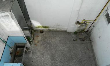 Casa en venta - 3 dormitorios 1 baño - Cochera  - 110 mts2 - La Plata