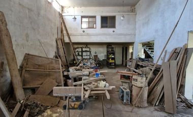 Venta Galpón con departamentos y oficina Santa Fe -  OPORTUNIDAD