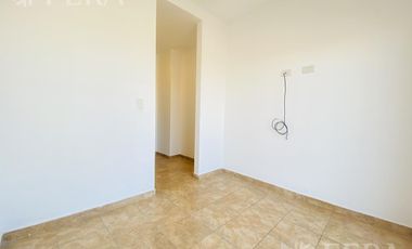 Venta de Departamento 1 ambiente divisible con balcón en Sarandi