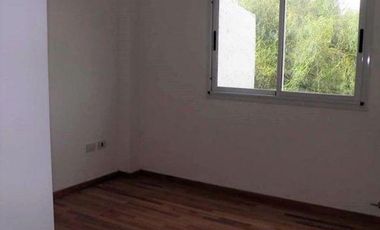 Dúplex en venta - 2 Dormitorios  2 Baños 1 Cochera - 75mts2 - San Carlos