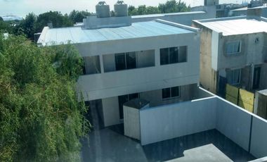 Dúplex en venta - 2 Dormitorios  2 Baños 1 Cochera - 75mts2 - San Carlos