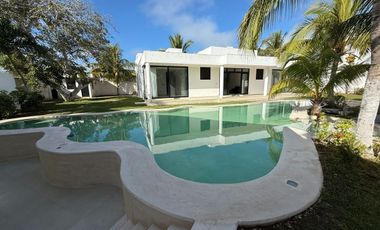 CASA EN RENTA EN CHICXULUB PUERTO