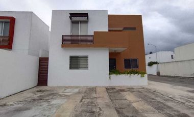VENTA CASA EN ESQUINA EN ZONA DE CONKAL, MÉRIDA;YUCATÁN