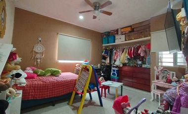 VENTA CASA EN ESQUINA EN ZONA DE CONKAL, MÉRIDA;YUCATÁN