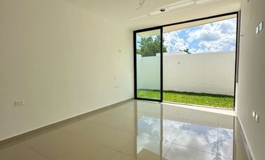 Casa en Venta de una planta  en privada de Conkal yucatan