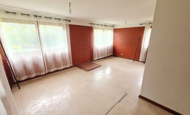 Casa Con Hermoso Entorno en Olivar