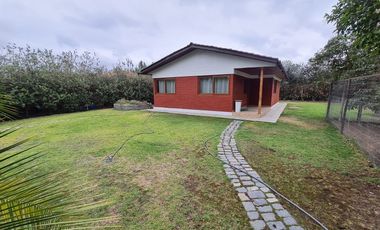 Casa Con Hermoso Entorno en Olivar