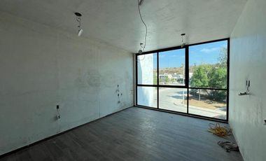 CASA NUEVA EN PREVENTA PASEO DEL PARQUE FRACC. CON CASA CLUB, GIMNASIO, CANCHAS,