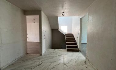 CASA NUEVA EN PREVENTA PASEO DEL PARQUE FRACC. CON CASA CLUB, GIMNASIO, CANCHAS,