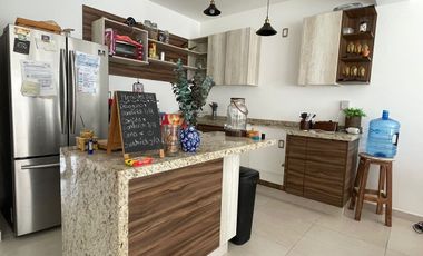 Casa AMUEBLADA en renta en Fracc. Cumbres Residencial. BOCA DEL RÍO, VERACRUZ