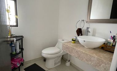Casa AMUEBLADA en renta en Fracc. Cumbres Residencial. BOCA DEL RÍO, VERACRUZ