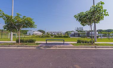 Casa AMUEBLADA en renta en Fracc. Cumbres Residencial. BOCA DEL RÍO, VERACRUZ
