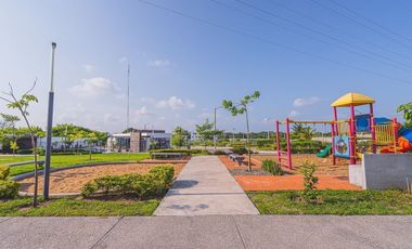 Casa AMUEBLADA en renta en Fracc. Cumbres Residencial. BOCA DEL RÍO, VERACRUZ