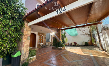 CASA EN VENTA EN AV. NACIONES UNIDAS, PARQUE DE LA CASTELLANA, ZAPOPAN