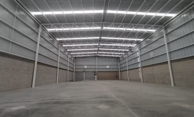 Bodega Industrial en Renta 800 m2 Ubicada sobre Calz. Lázaro Cárdenas, Gdl, Jal.