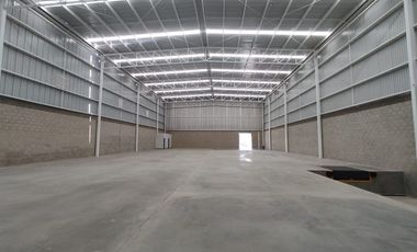 Bodega Industrial en Renta 800 m2 Ubicada sobre Calz. Lázaro Cárdenas, Gdl, Jal.