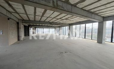LOCAL EN RENTA DE 1,100 M2, EN THE WESLEY, PLAYAS DE TIJUANA