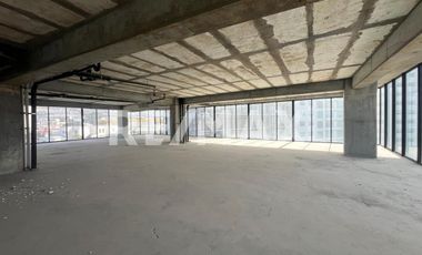 LOCAL EN RENTA DE 1,100 M2, EN THE WESLEY, PLAYAS DE TIJUANA