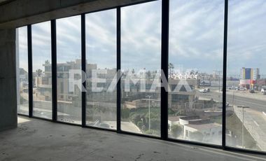 LOCAL EN RENTA DE 1,100 M2, EN THE WESLEY, PLAYAS DE TIJUANA