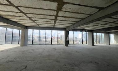 LOCAL EN RENTA DE 1,100 M2, EN THE WESLEY, PLAYAS DE TIJUANA