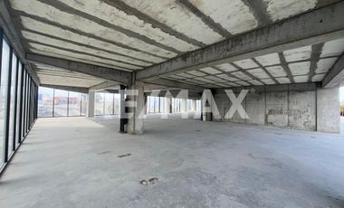 LOCAL EN RENTA DE 1,100 M2, EN THE WESLEY, PLAYAS DE TIJUANA