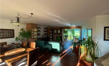 VENTA EXCLUSIVO APARTAMENTO CERRITOS PEREIRA