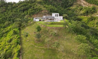Venta Finca, El Gaitero, La Culebra Sopetrán Antioquia