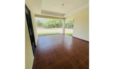 ALQUILER DE CASA CON LINEA BLANCA EN PENONOME