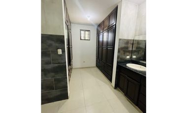 ALQUILER DE CASA CON LINEA BLANCA EN PENONOME