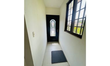 ALQUILER DE CASA CON LINEA BLANCA EN PENONOME
