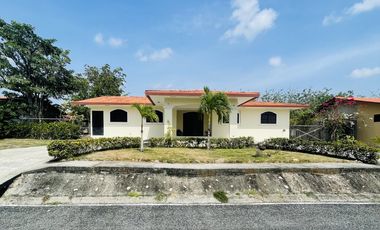 ALQUILER DE CASA CON LINEA BLANCA EN PENONOME
